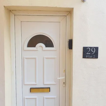 Bassett Flat With 2 Bedrooms And Superfast Wi-Fi Sittingbourne Exterior photo