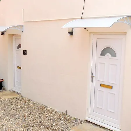Bassett Flat With 2 Bedrooms And Superfast Wi-Fi Sittingbourne Exterior photo