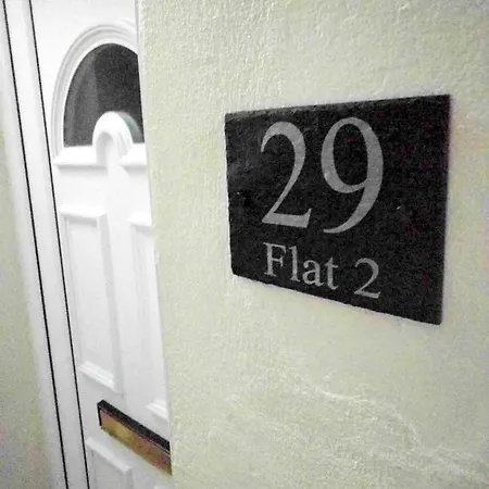 Bassett Flat With 2 Bedrooms And Superfast Wi-Fi Sittingbourne Exterior photo