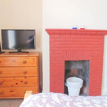 Bassett Flat With 2 Bedrooms And Superfast Wi-Fi Sittingbourne Exterior photo