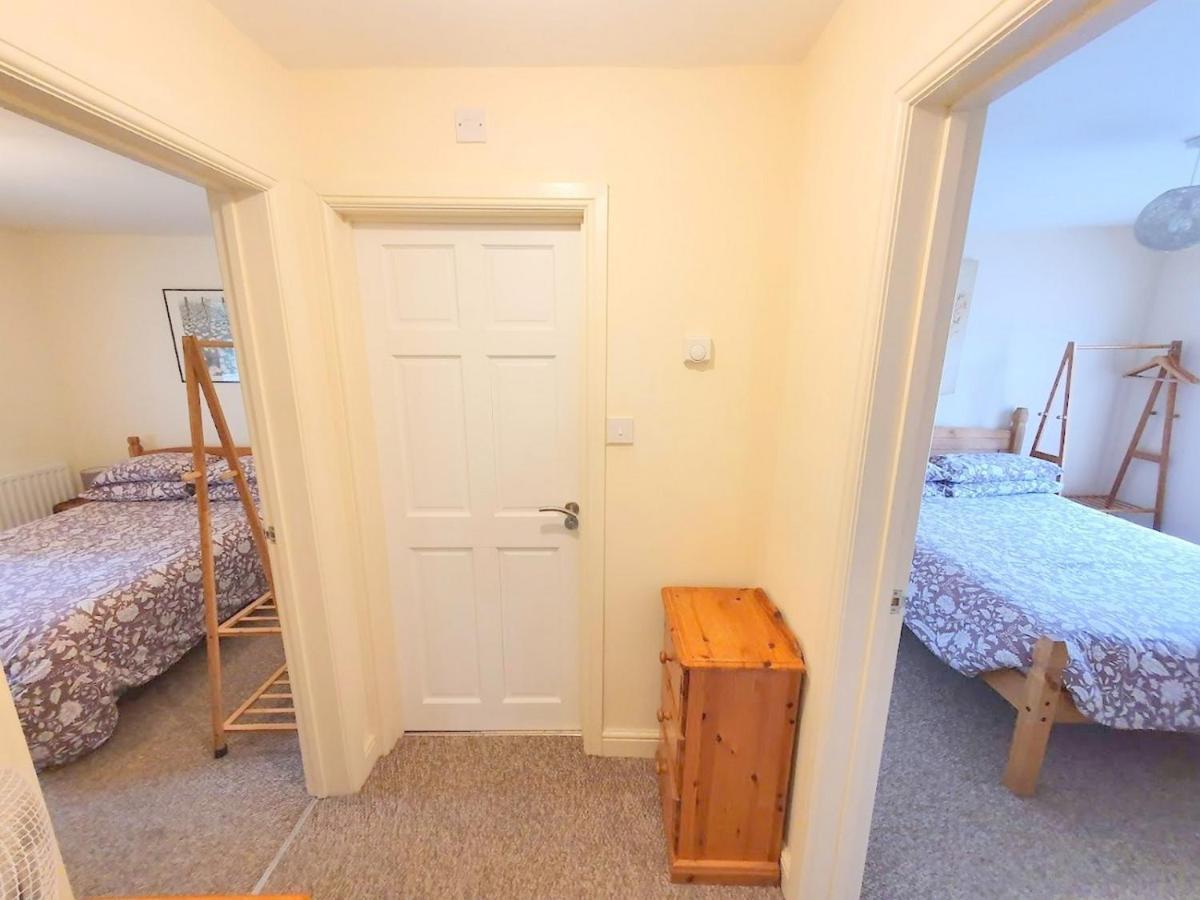 Bassett Flat With 2 Bedrooms And Superfast Wi-fi Sittingbourne