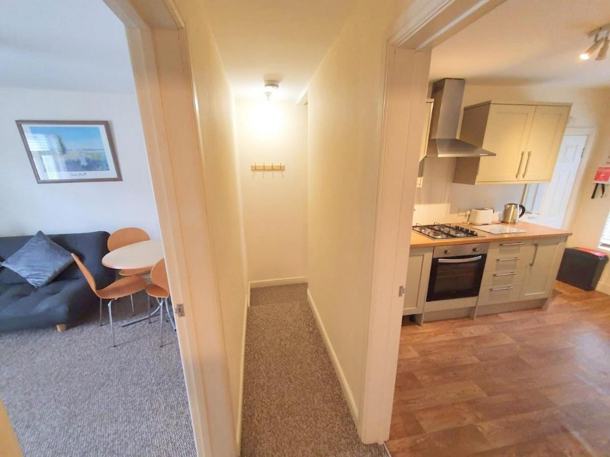 Bassett Flat With 2 Bedrooms And Superfast Wi-fi Apartment