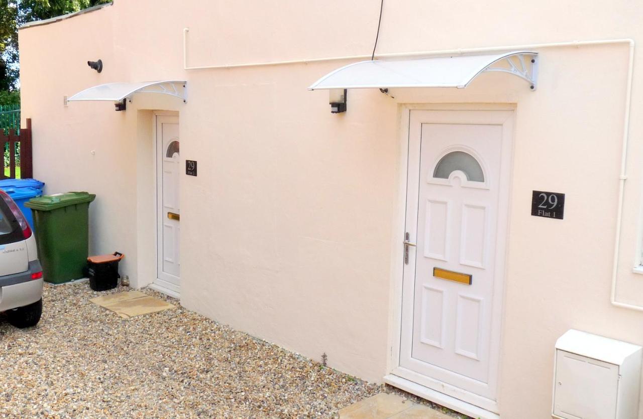 Apartment Bassett Flat With 2 Bedrooms And Superfast Wi-fi *
