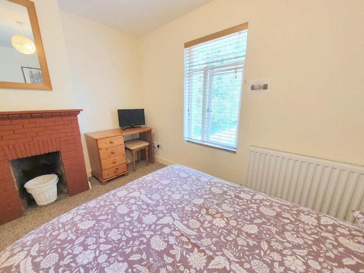 Bassett Flat With 2 Bedrooms And Superfast Wi-fi